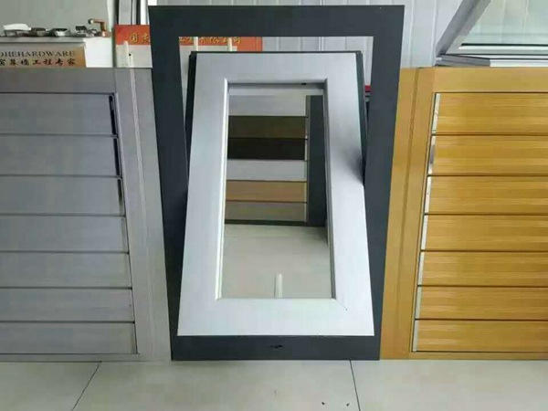 陽(yáng)臺(tái)護(hù)欄